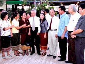 ງານພົບປະແລກປ່ຽນລະຫວ່າງຄູ ອາຈານ ແລະ ນັກສຶກສາລາວ - ຫວຽດນາມ